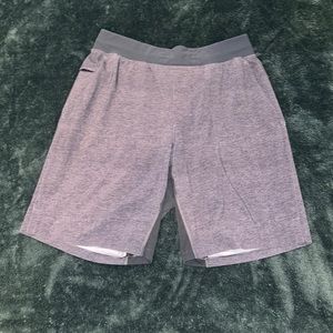 Men’s Medium Lululemon Short
